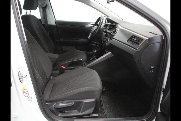 Volkswagen Polo 1.0 MPI Comfortline AIRCO | ADAPCRUISE | CARPLAY | NAVI | DAB | LED | STB