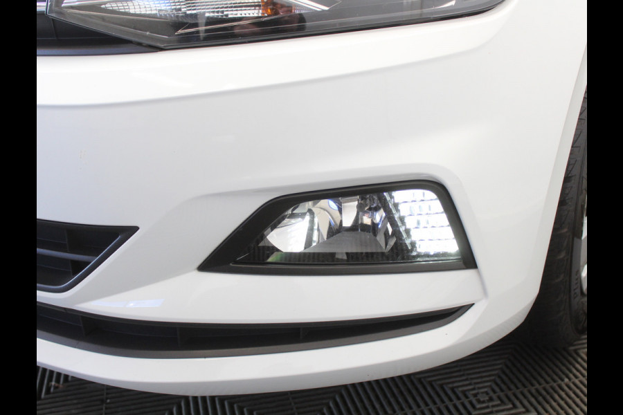 Volkswagen Polo 1.0 MPI Comfortline AIRCO | ADAPCRUISE | CARPLAY | NAVI | DAB | LED | STB