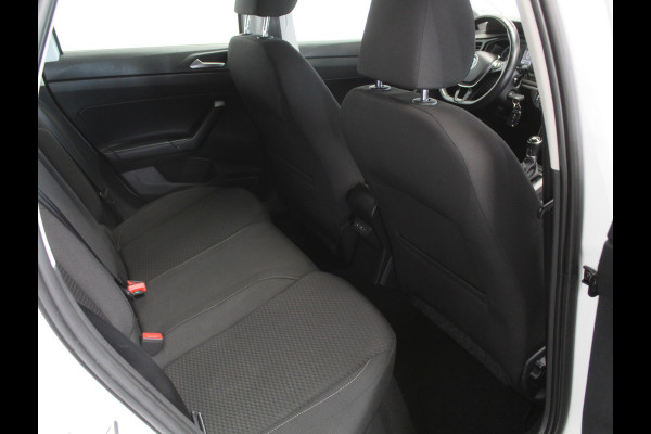 Volkswagen Polo 1.0 MPI Comfortline AIRCO | ADAPCRUISE | CARPLAY | NAVI | DAB | LED | STB