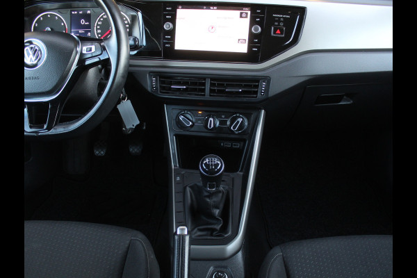 Volkswagen Polo 1.0 MPI Comfortline AIRCO | ADAPCRUISE | CARPLAY | NAVI | DAB | LED | STB