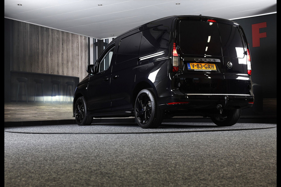 Volkswagen Caddy Cargo 2.0 TDI R Line / AUT / Leder / Digital Cockpit / Acc / Schuifdeur 2x / Stoelverwarming / Led / Pdc / 18 Inc