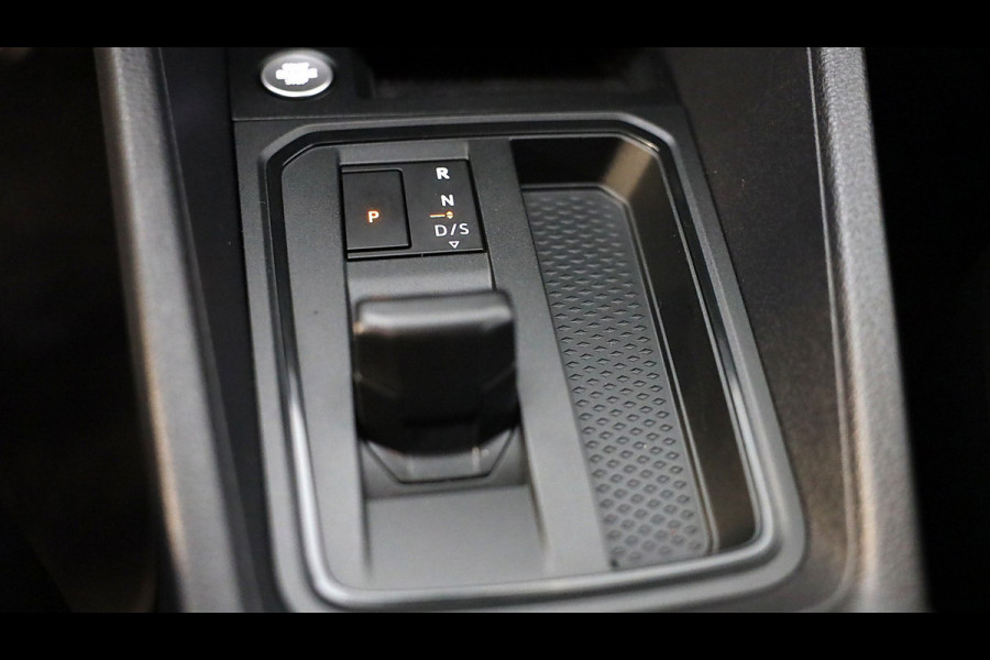 Volkswagen Caddy Cargo 2.0 TDI R Line / AUT / Leder / Digital Cockpit / Acc / Schuifdeur 2x / Stoelverwarming / Led / Pdc / 18 Inc