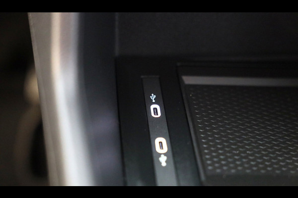 Volkswagen Caddy Cargo 2.0 TDI R Line / AUT / Leder / Digital Cockpit / Acc / Schuifdeur 2x / Stoelverwarming / Led / Pdc / 18 Inc