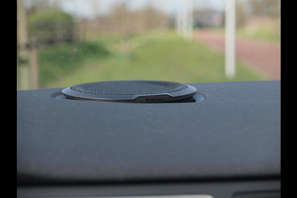 Peugeot 508 1.6 HYbrid Peugeot Sport Engineered | 360 Camera | 360 PK | NL-Auto | Gris Sellenium | Stoelverwarming |