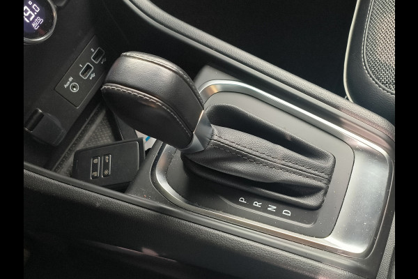 Renault Captur 1.3 TCe 140 Intens uit 2023 Rijklaar + 12 maanden Bovag-garantie Henk Jongen Auto's in Helmond,  al 50 jaar service zoals 't hoort!