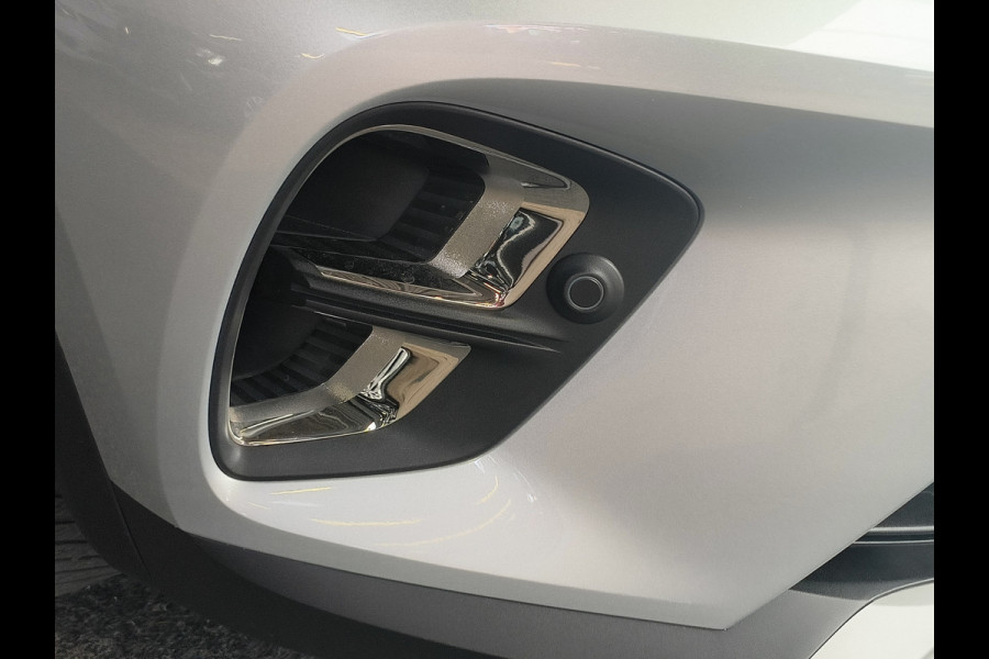 Renault Captur 1.3 TCe 140 Intens uit 2023 Rijklaar + 12 maanden Bovag-garantie Henk Jongen Auto's in Helmond,  al 50 jaar service zoals 't hoort!