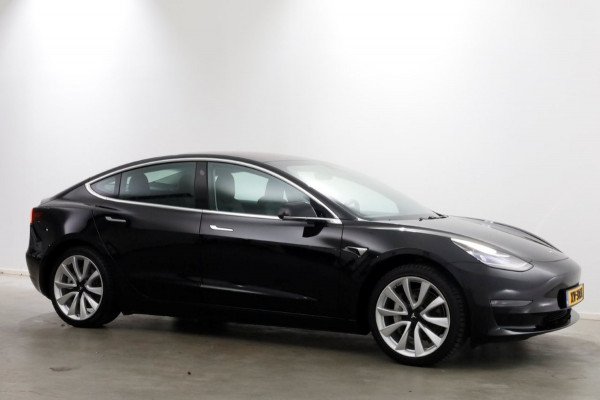 Tesla Model 3 Long Range AWD 19inch/Autopilot/Panoramadak SOH 83% Marge 03-2019