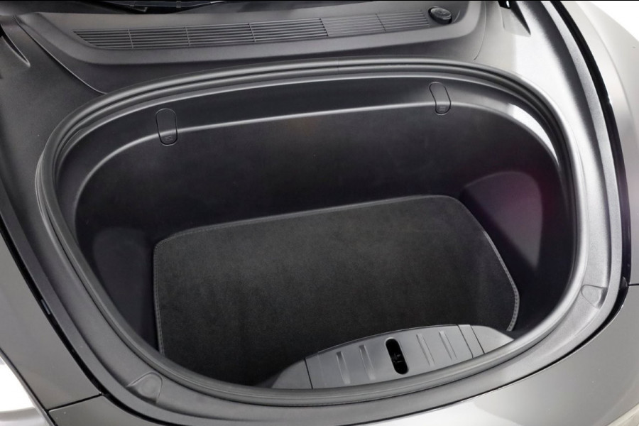 Tesla Model 3 Long Range AWD 19inch/Autopilot/Panoramadak SOH 83% Marge 03-2019