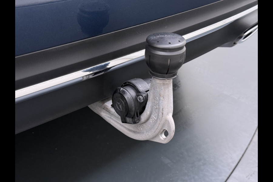 Mercedes-Benz B-Klasse 250e Luxury // Trekhaak // Panorama dak // Camera // MultiBeam LED // Sfeerverlichting // Stoelverwarming // Wide Screen