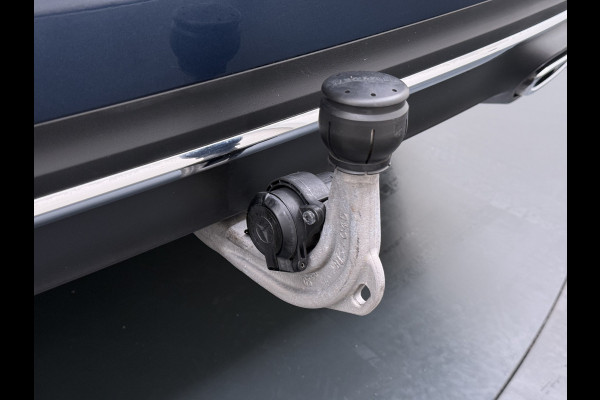 Mercedes-Benz B-Klasse 250e Luxury // Trekhaak // Panorama dak // Camera // MultiBeam LED // Sfeerverlichting // Stoelverwarming // Wide Screen