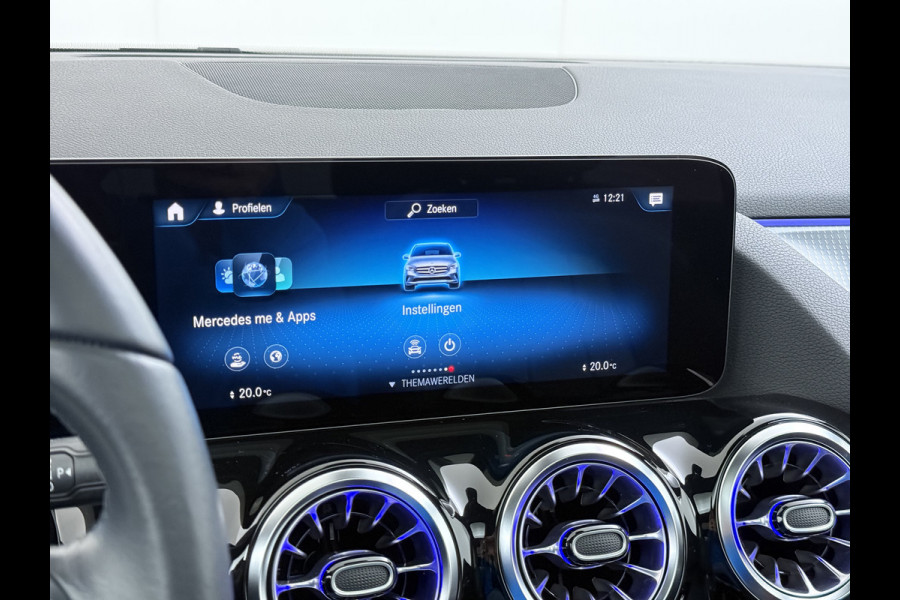 Mercedes-Benz B-Klasse 250e Luxury // Trekhaak // Panorama dak // Camera // MultiBeam LED // Sfeerverlichting // Stoelverwarming // Wide Screen