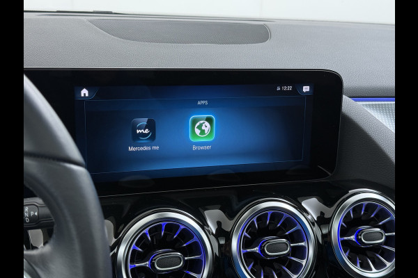 Mercedes-Benz B-Klasse 250e Luxury // Trekhaak // Panorama dak // Camera // MultiBeam LED // Sfeerverlichting // Stoelverwarming // Wide Screen