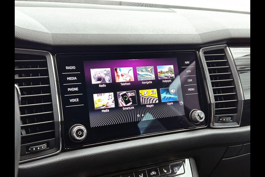 Škoda Kodiaq 1.5 TSI 150pk Automaat Style 7p. | Navigatie | Apple Carplay/Android Auto | Adaptive Cruise Control | Parkeer sensoren | Camera | Elektrische achterklep | Stoel- en stuurverwarming | Virtual Cockpit | Keyless Entry/Start | Ledverlichting | Getinte ramen | Climate Control