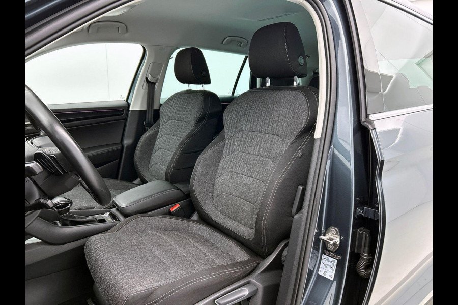 Škoda Kodiaq 1.5 TSI 150pk Automaat Style 7p. | Navigatie | Apple Carplay/Android Auto | Adaptive Cruise Control | Parkeer sensoren | Camera | Elektrische achterklep | Stoel- en stuurverwarming | Virtual Cockpit | Keyless Entry/Start | Ledverlichting | Getinte ramen | Climate Control