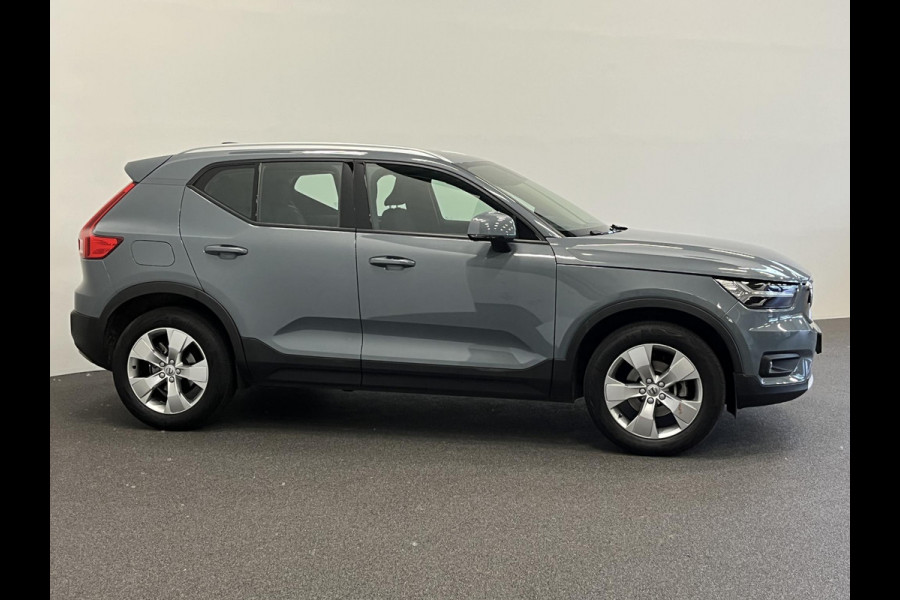 Volvo XC40 1.5 T2 Business Pro | Climate Control | Navigatie | Apple Carplay/Android Auto | PDC Achter | Trekhaak | Cruise Control | Lichtmetalen Velgen