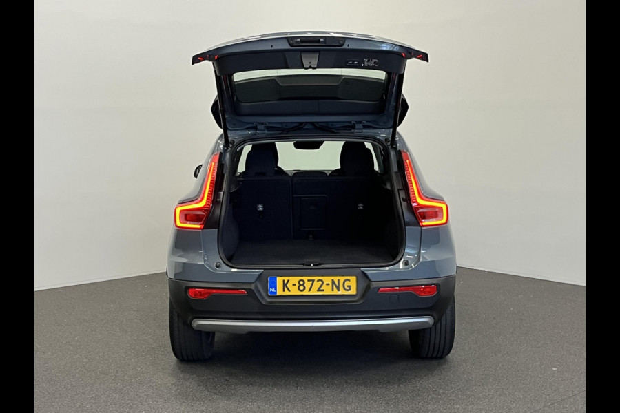 Volvo XC40 1.5 T2 Business Pro | Climate Control | Navigatie | Apple Carplay/Android Auto | PDC Achter | Trekhaak | Cruise Control | Lichtmetalen Velgen
