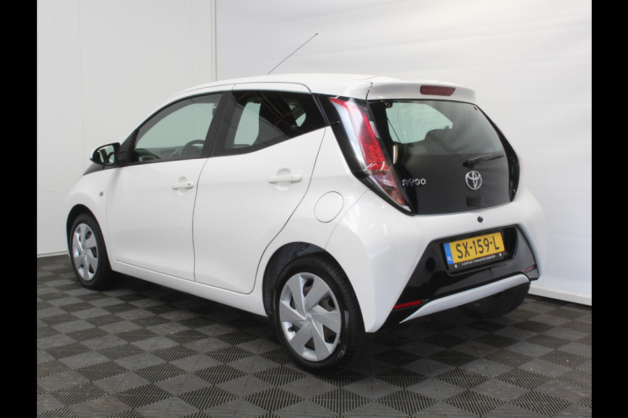 Toyota Aygo 1.0 VVT-i x-fun AIRCO | CAMERA | STB | LED | ELRM/SP | CV