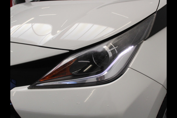 Toyota Aygo 1.0 VVT-i x-fun AIRCO | CAMERA | STB | LED | ELRM/SP | CV