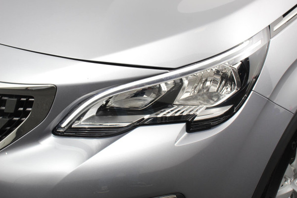 Peugeot 3008 1.2 PureTech 131pk Automaat Active | Navigatie | Apple Carplay/Android Auto | Cruise Control | Parkeersensor achter | Climate Control | Stoelverwarming | Virtual Cockpit