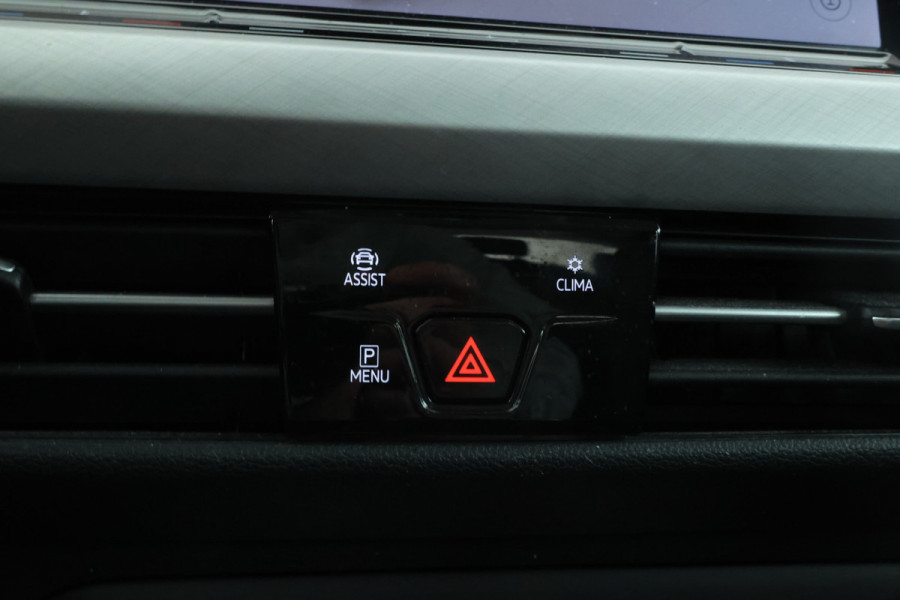 Volkswagen Golf 1.0 TSI Life Business 5 Deurs hb, Navigatie, Airco,