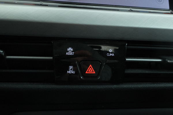 Volkswagen Golf 1.0 TSI Life Business 5 Deurs hb, Navigatie, Airco,