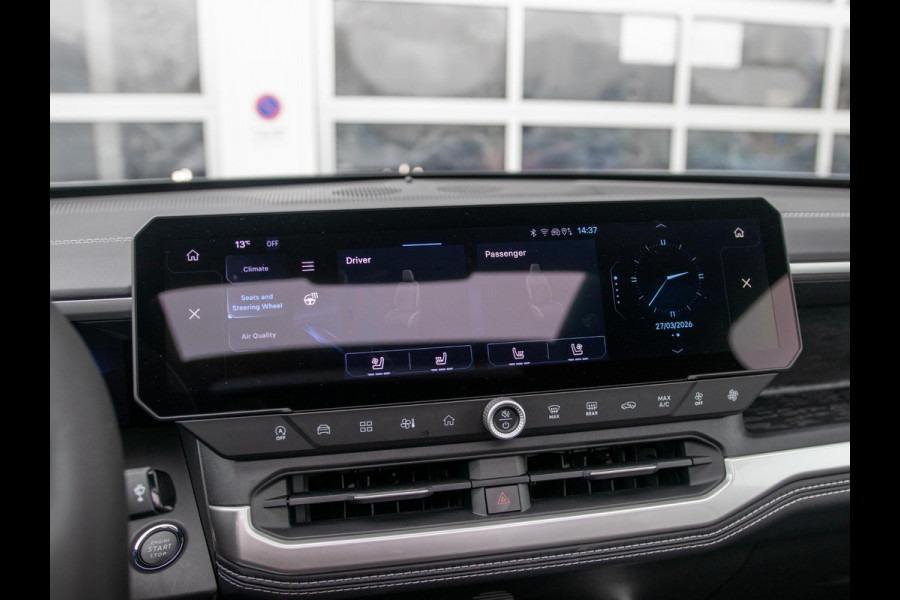 Jeep Compass 1.2 e-Hybrid First Edition | Uit voorraad leverbaar | Adapt. Cruise | Camera | Carplay | 18" | Elektr. A-Klep | Navi | Winter Pack | Schuif/Kanteldak