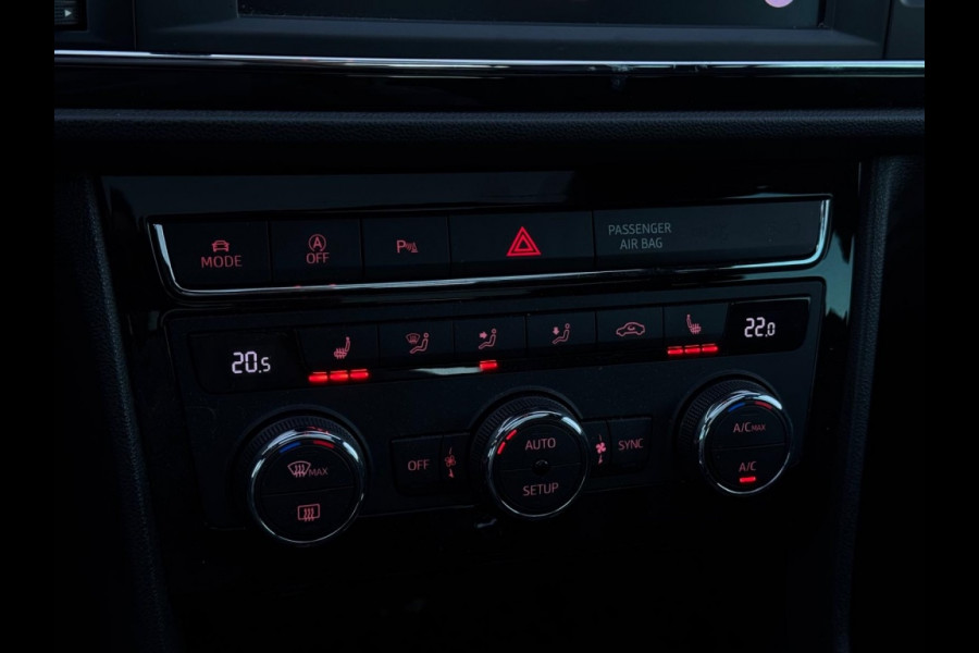 Seat Leon Sportstourer 1.5 TSI FR Bns Int. VIRTAUL PANO CAMERA LEDER LED SPORTVELGEN