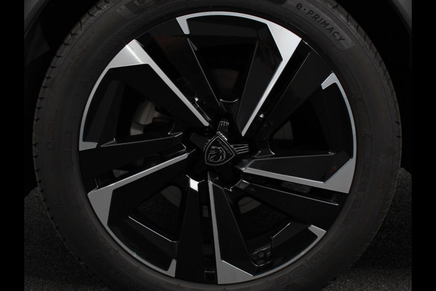 Peugeot 408 1.2 PureTech Allure Pack 130 Automaat | Comfort Pakket | Ergo comfort stoel | Electrische stoelverstelling | Lichmetalen Velgen | stoelverwarming | Camera | Navigatie | Climate Control | Dab | Led | Parkeer sensoren