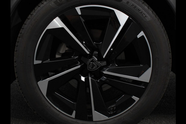 Peugeot 408 1.2 PureTech Allure Pack 130 Automaat | Comfort Pakket | Ergo comfort stoel | Electrische stoelverstelling | Lichmetalen Velgen | stoelverwarming | Camera | Navigatie | Climate Control | Dab | Led | Parkeer sensoren