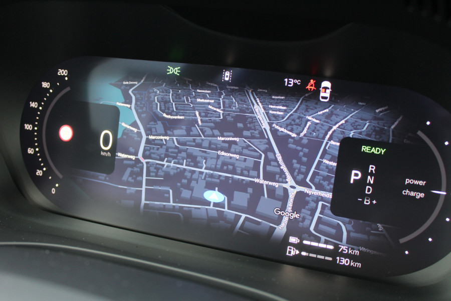 Volvo XC60 2.0 T8 Plug-in hybrid Plus Black Edition Head-up | 360 | Zwenkbare trekhaak | Panoramadak