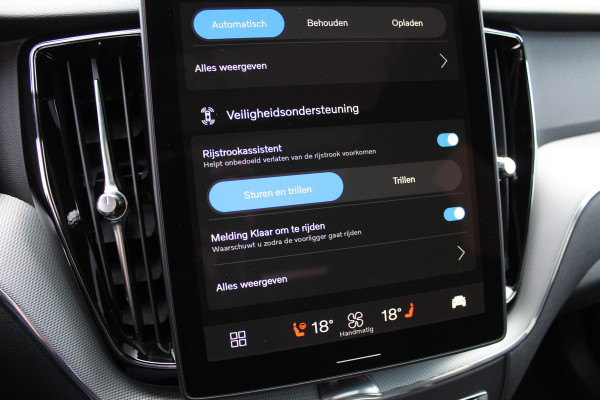 Volvo XC60 2.0 T8 Plug-in hybrid Plus Black Edition Head-up | 360 | Zwenkbare trekhaak | Panoramadak