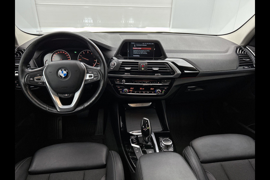 BMW X3 XDrive20i Launch Edition High Executive (Dealer OnderH, Navi, Camera, Parkeersensoren, StoelV, Cruise Con, Climate Con,Etc)