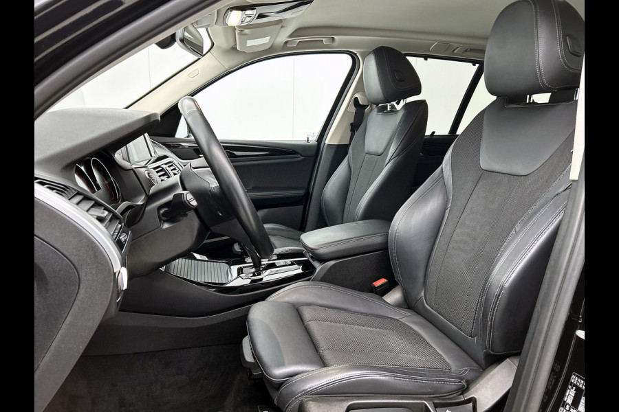 BMW X3 XDrive20i Launch Edition High Executive (Dealer OnderH, Navi, Camera, Parkeersensoren, StoelV, Cruise Con, Climate Con,Etc)