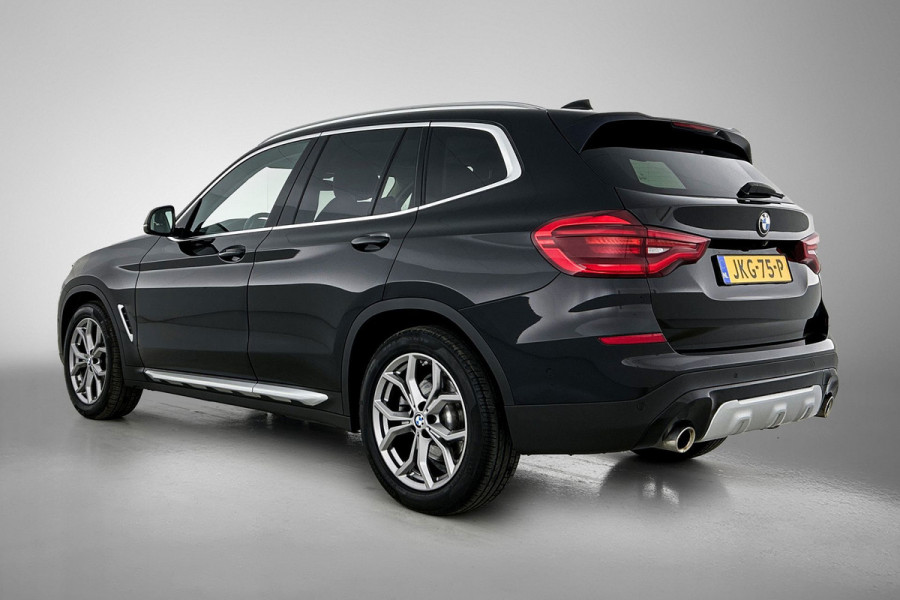 BMW X3 XDrive20i Launch Edition High Executive (Dealer OnderH, Navi, Camera, Parkeersensoren, StoelV, Cruise Con, Climate Con,Etc)
