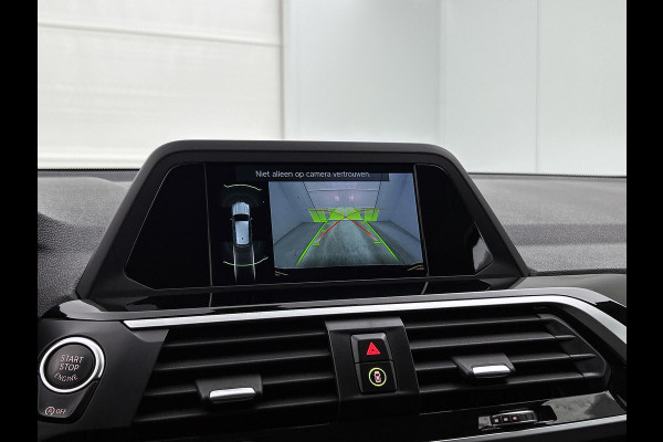 BMW X3 XDrive20i Launch Edition High Executive (Dealer OnderH, Navi, Camera, Parkeersensoren, StoelV, Cruise Con, Climate Con,Etc)