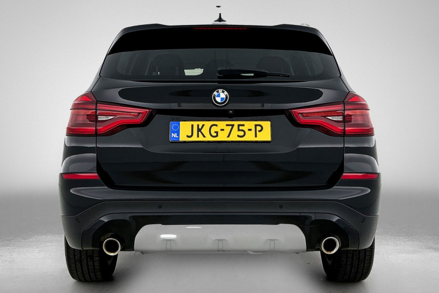 BMW X3 XDrive20i Launch Edition High Executive (Dealer OnderH, Navi, Camera, Parkeersensoren, StoelV, Cruise Con, Climate Con,Etc)