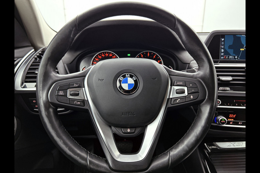 BMW X3 XDrive20i Launch Edition High Executive (Dealer OnderH, Navi, Camera, Parkeersensoren, StoelV, Cruise Con, Climate Con,Etc)