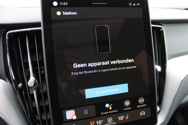 Volvo XC60 2.0 T8 Plug-in hybrid AWD Ultra Black Edition | Trekhaak | Panoramadak | Head-Up | 360 Camera