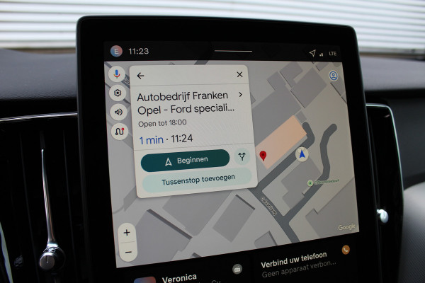 Volvo XC60 2.0 T8 Plug-in hybrid AWD Ultra Black Edition | Trekhaak | Panoramadak | Head-Up | 360 Camera