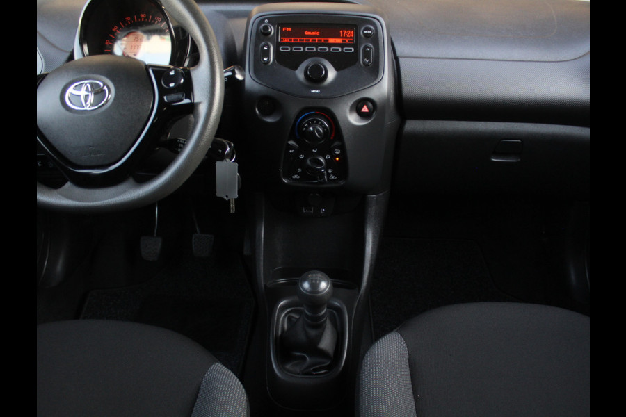 Toyota Aygo 1.0 VVT-i x-fun AIRCO | ELRM | LED | CV | LIMITER | STB | ISOFIX