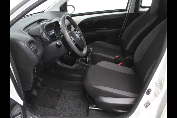 Toyota Aygo 1.0 VVT-i x-fun AIRCO | ELRM | LED | CV | LIMITER | STB | ISOFIX