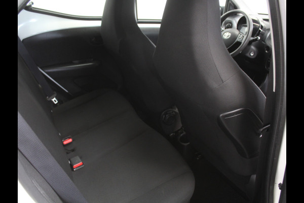 Toyota Aygo 1.0 VVT-i x-fun AIRCO | ELRM | LED | CV | LIMITER | STB | ISOFIX