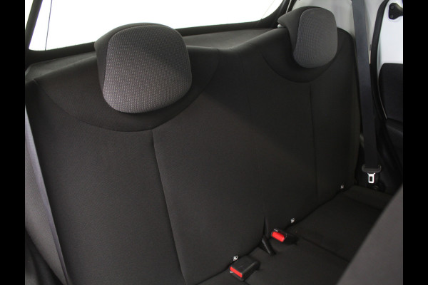 Toyota Aygo 1.0 VVT-i x-fun AIRCO | ELRM | LED | CV | LIMITER | STB | ISOFIX