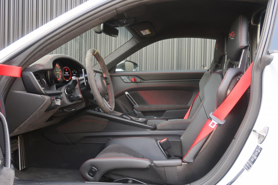 Porsche 911 4.0 GT3 RS Weissach GERESERVEERD