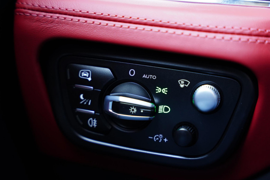 Bentley Bentayga 4.0 V8 S GERESERVEERD