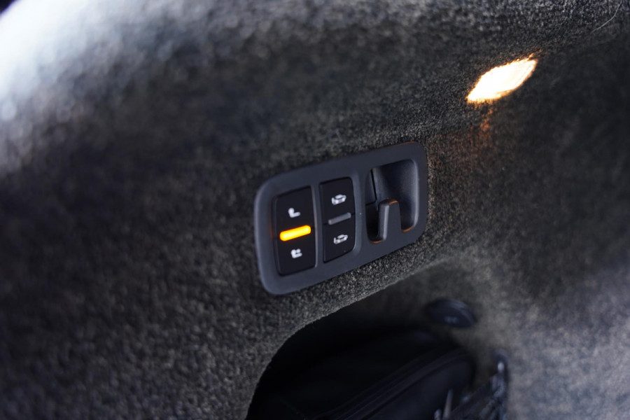 Bentley Bentayga 4.0 V8 S GERESERVEERD