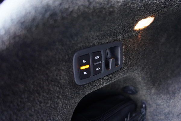 Bentley Bentayga 4.0 V8 S GERESERVEERD