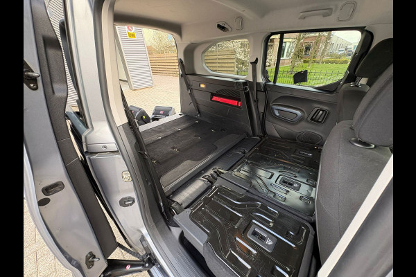 Peugeot Rifter Long 1.2 Puretech LONG Allure 7p. AUTOMAAR,CAMERA,FULL-OPTIES! GARANTIE