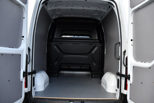 Renault Master T35 2.3 dCi 180 L2H2 DC PB Edition Camera, Cruise, Carplay, LED, 2 x Schuifdeur, Multimedia, 180pk, 6 zitplaatsen, Uniek!