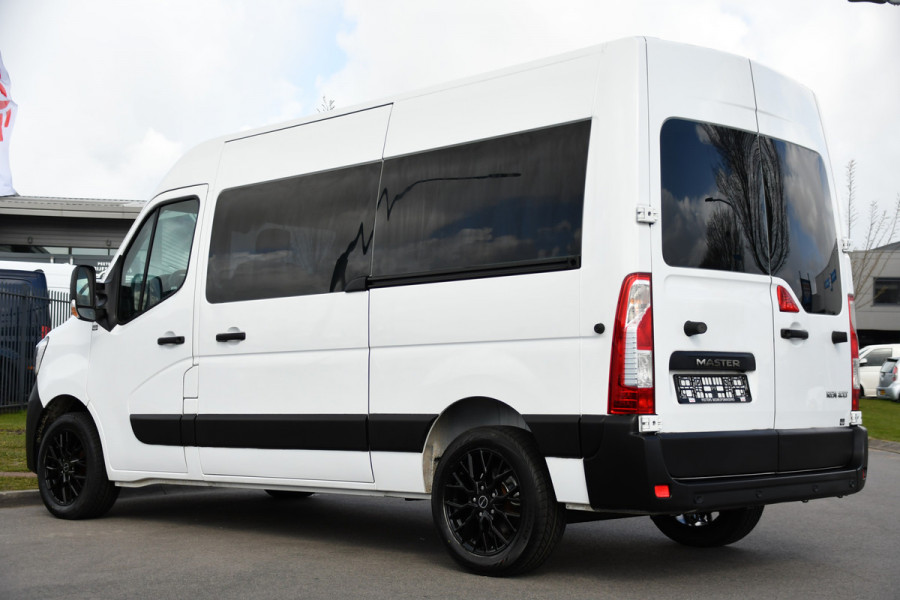 Renault Master T35 2.3 dCi 180 L2H2 DC PB Edition Camera, Cruise, Carplay, LED, 2 x Schuifdeur, Multimedia, 180pk, 6 zitplaatsen, Uniek!
